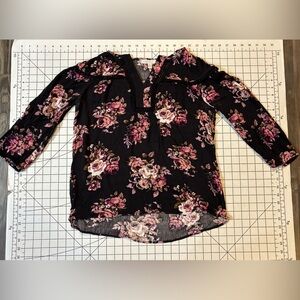 Pale Sky Women's Size Medium Black Pink White 3/4‎ Sleeve Blouse